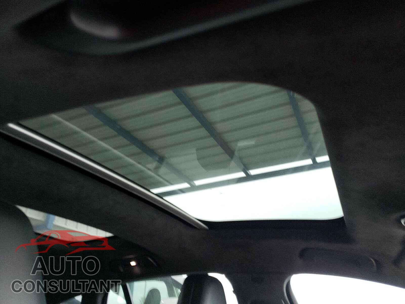 PORSCHE PANAMERA 2017 - WP0AF2A77HL150403