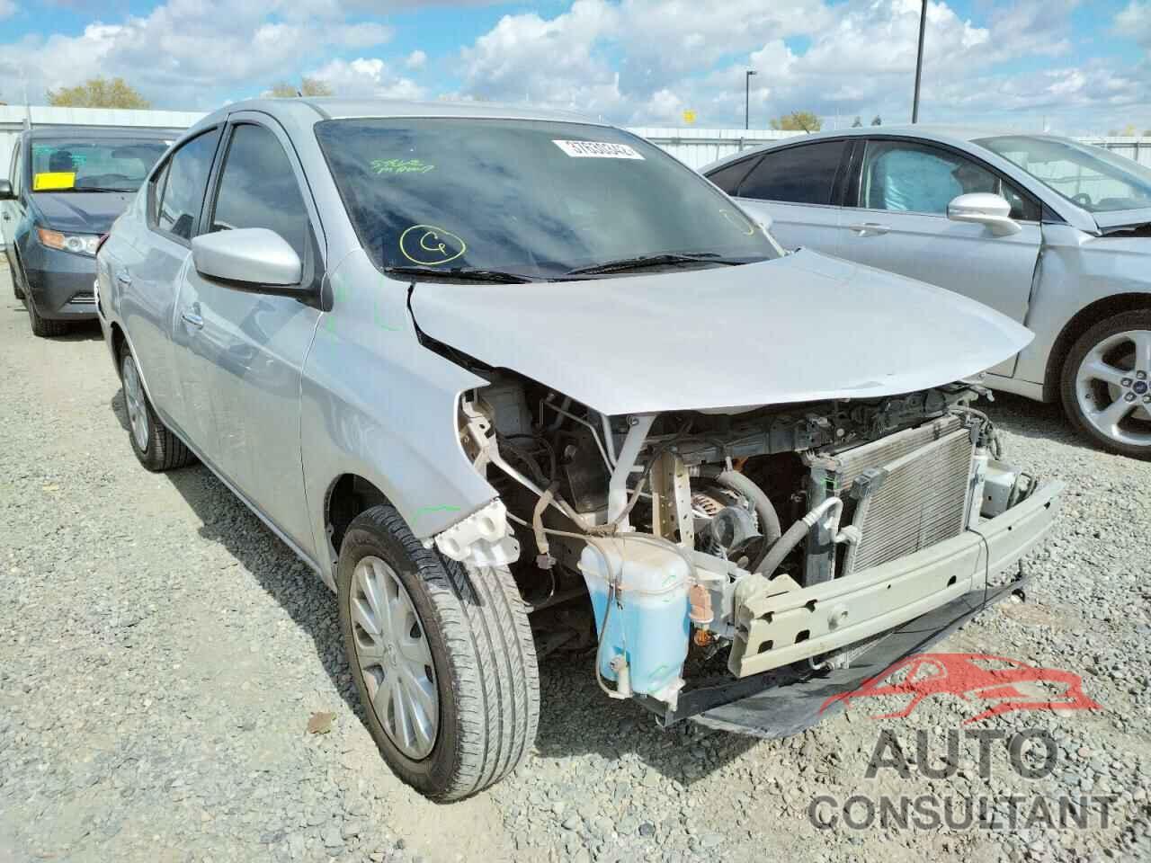 NISSAN VERSA 2019 - 3N1CN7AP6KL832793