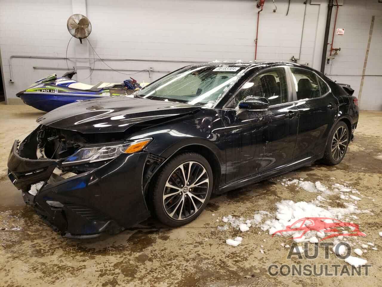 TOYOTA CAMRY 2018 - JTNB11HK5J3015820