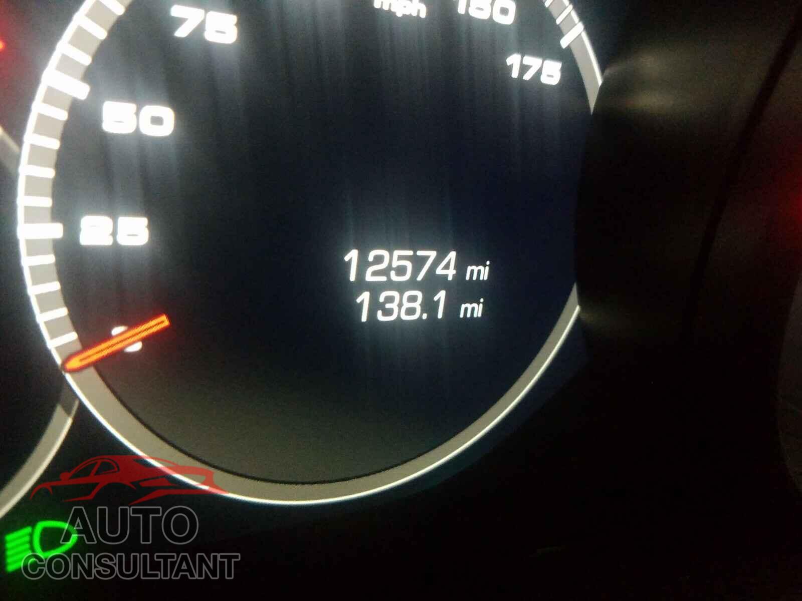 PORSCHE CAYENNE 2019 - WP1AA2AY0KDA15660