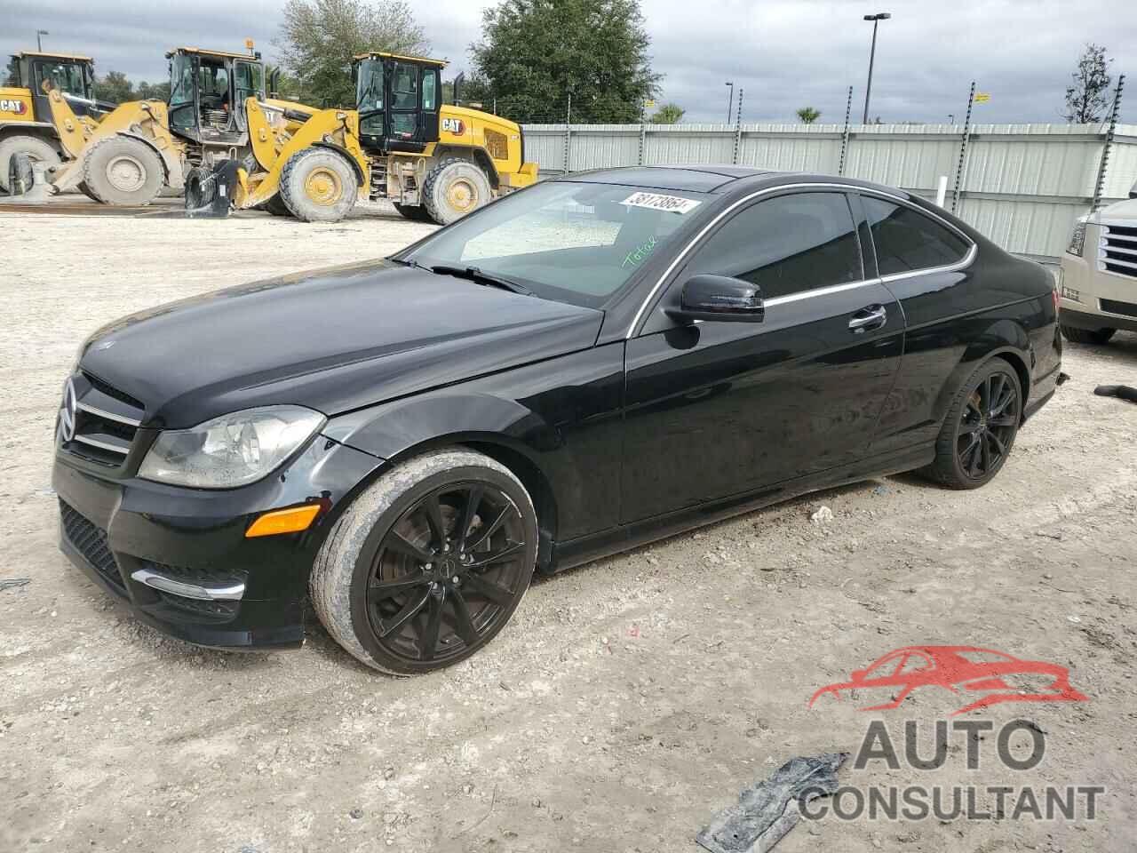 MERCEDES-BENZ C-CLASS 2015 - WDDGJ4HB1FG364202