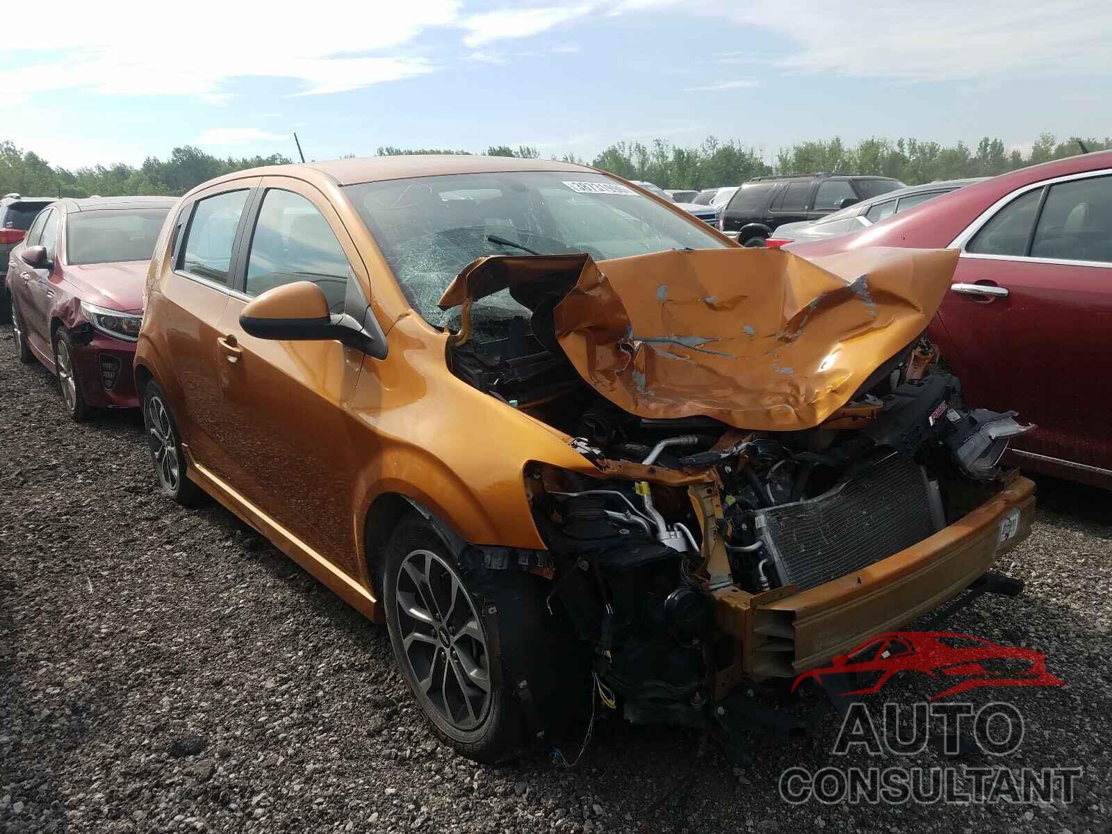 CHEVROLET SONIC 2017 - 1G1JD6SH9H4140270
