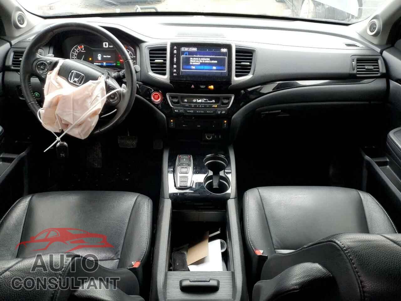 HONDA PILOT 2017 - 5FNYF6H98HB065232