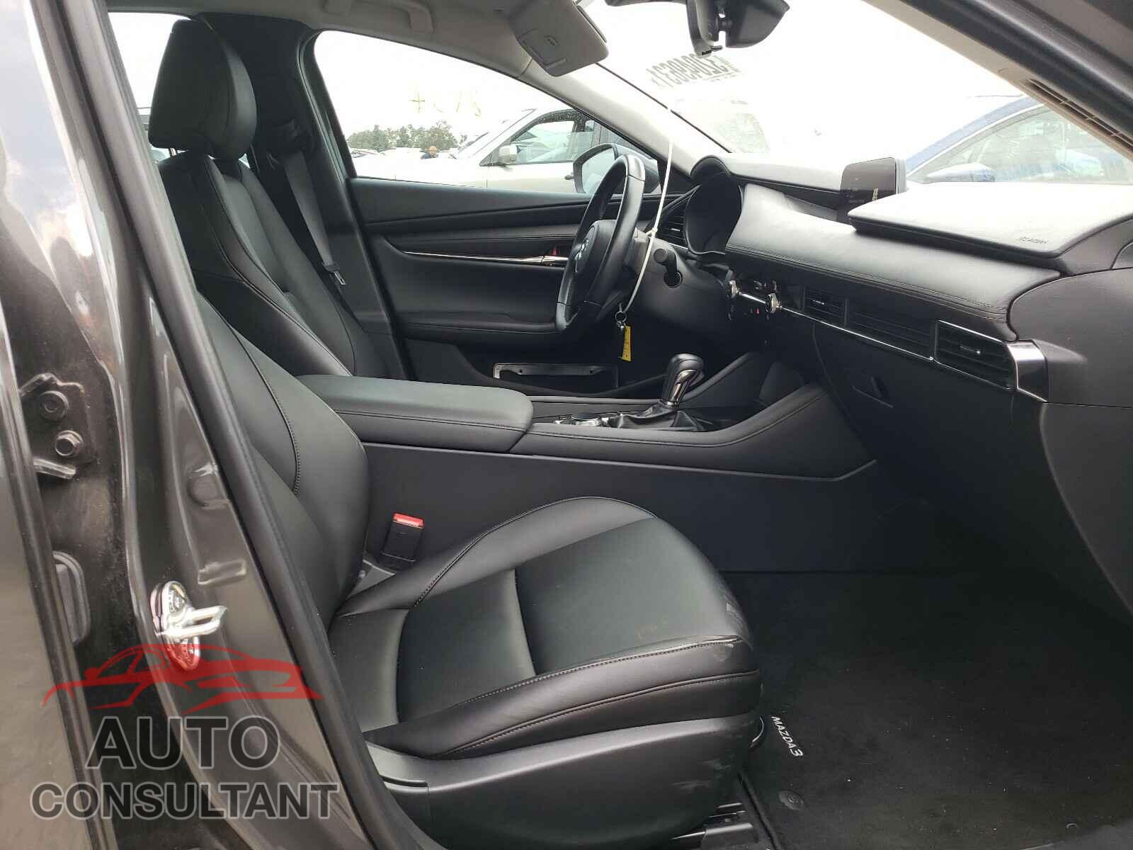 MAZDA 3 2019 - JM1BPACL9K1108419