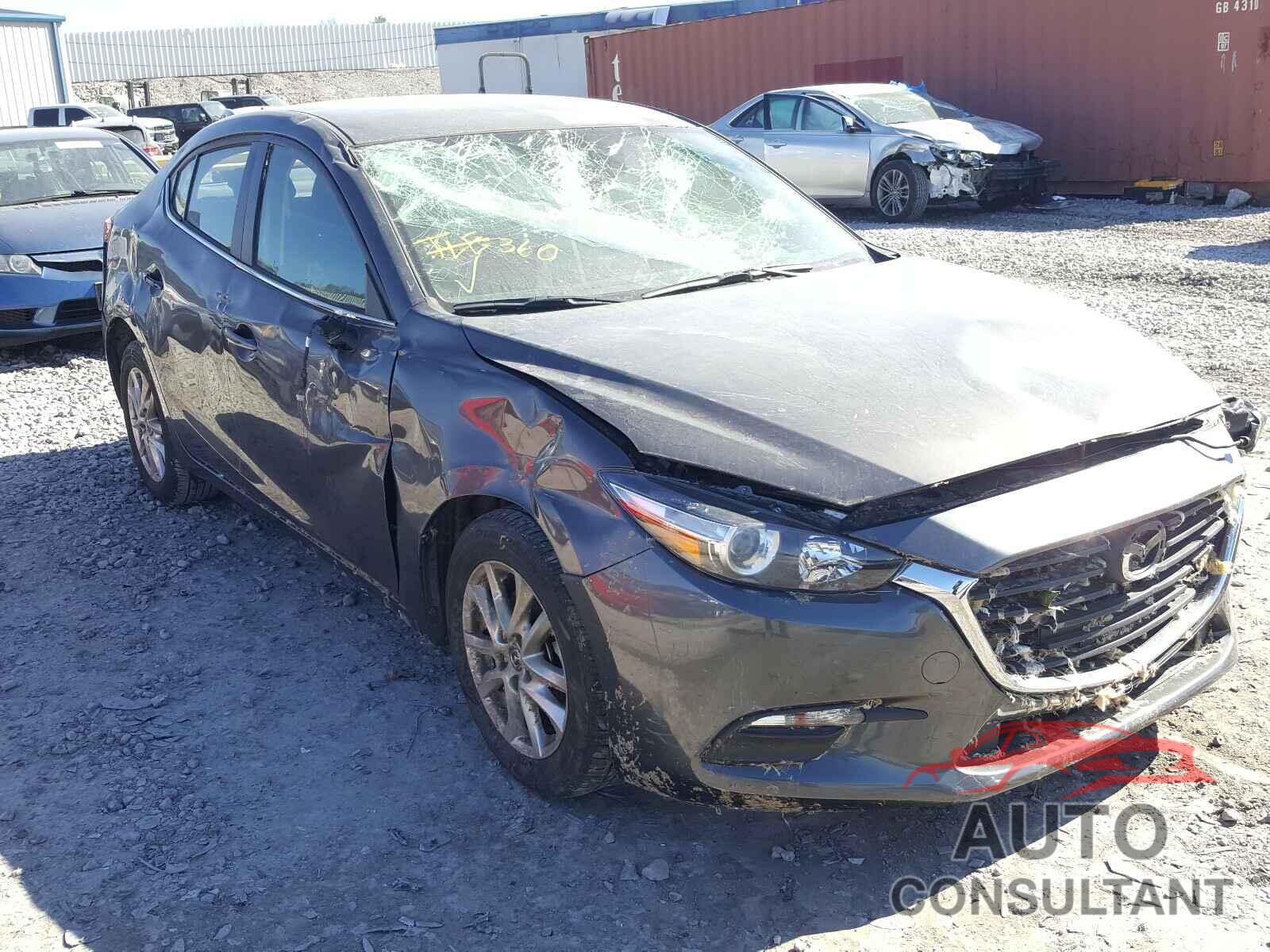 MAZDA 3 2018 - 3MZBN1U76JM213618