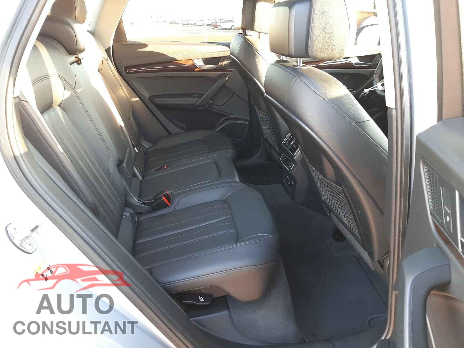 AUDI Q5 2019 - WA1BNAFY2K2038733