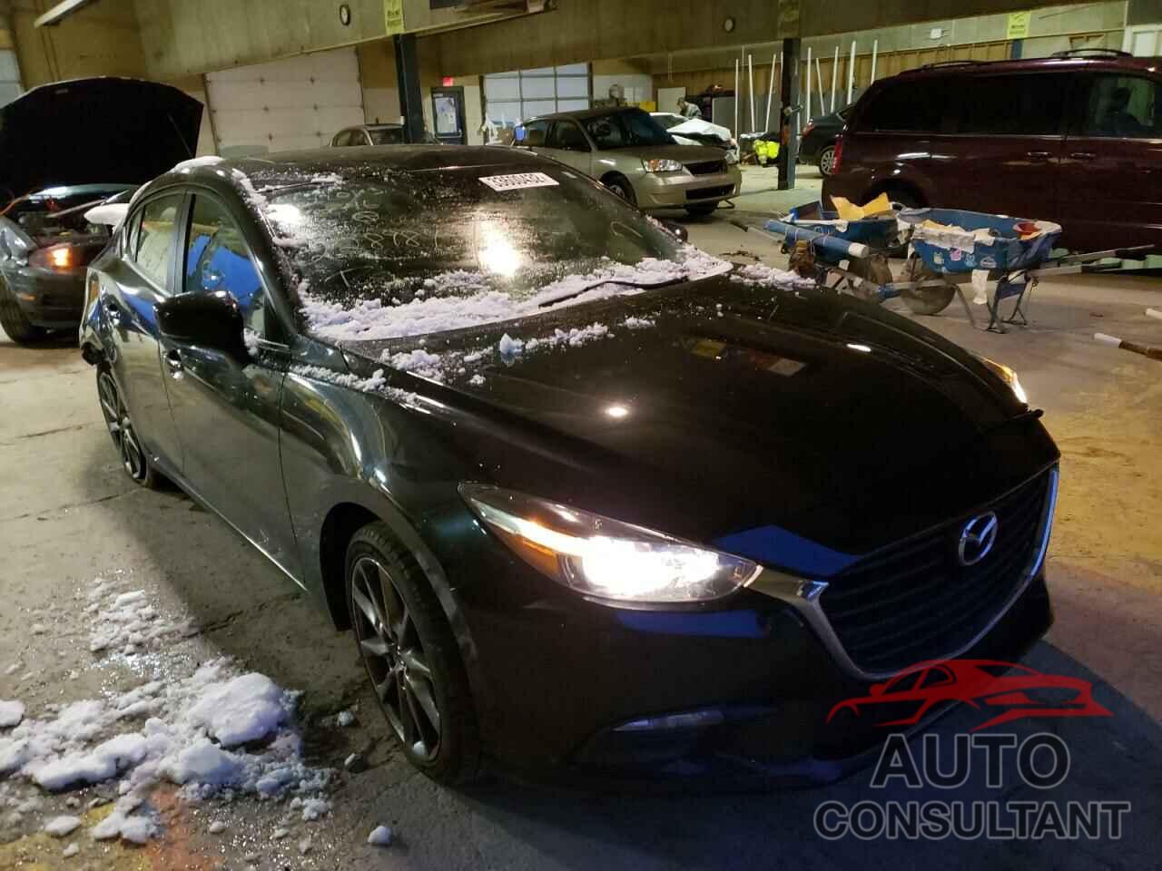 MAZDA 3 2018 - 3MZBN1V32JM228984