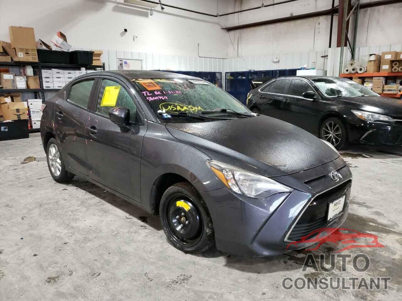 TOYOTA YARIS 2018 - 3MYDLBYV0JY325325