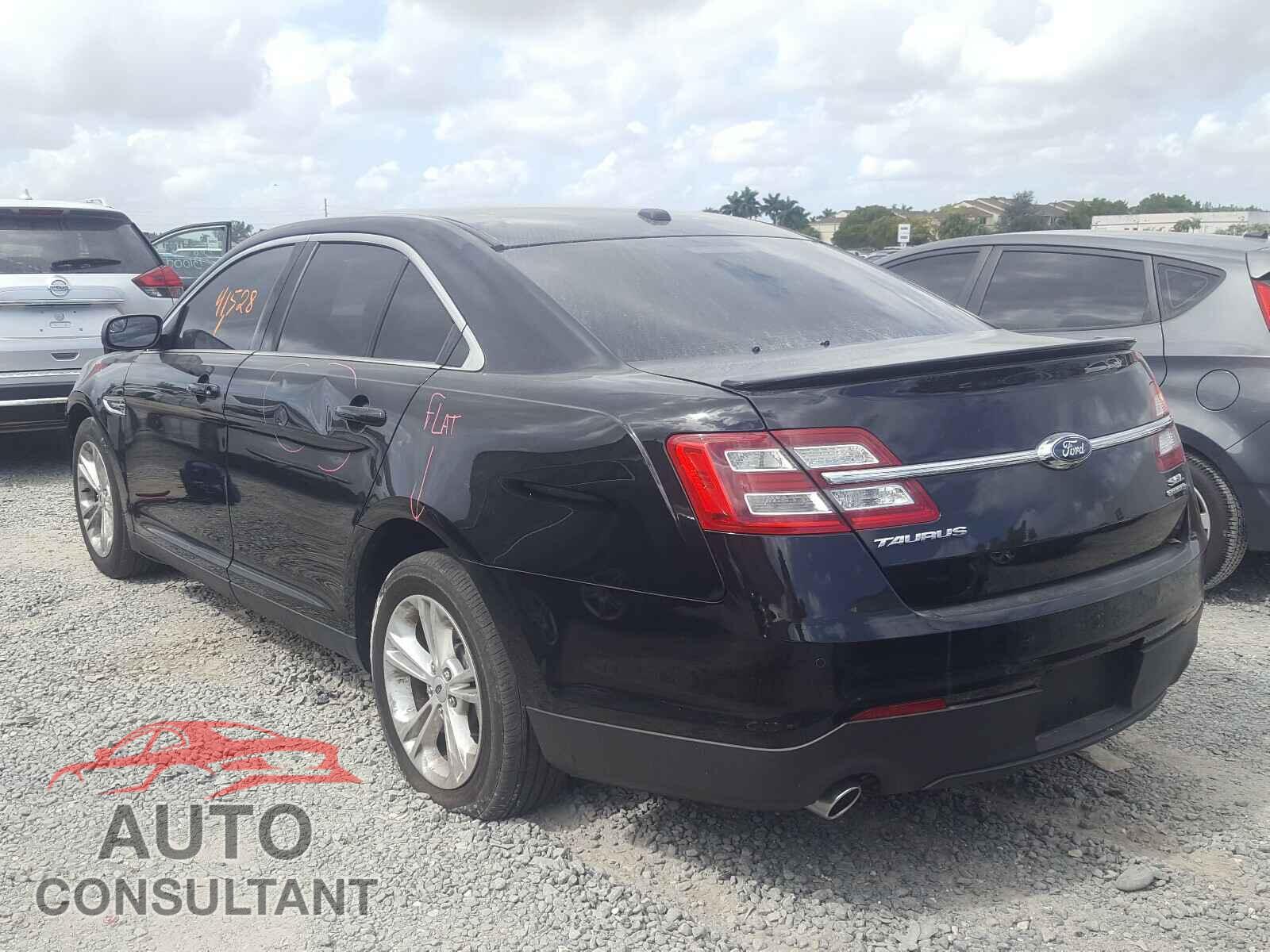 FORD TAURUS 2017 - 1FAHP2E85HG132091
