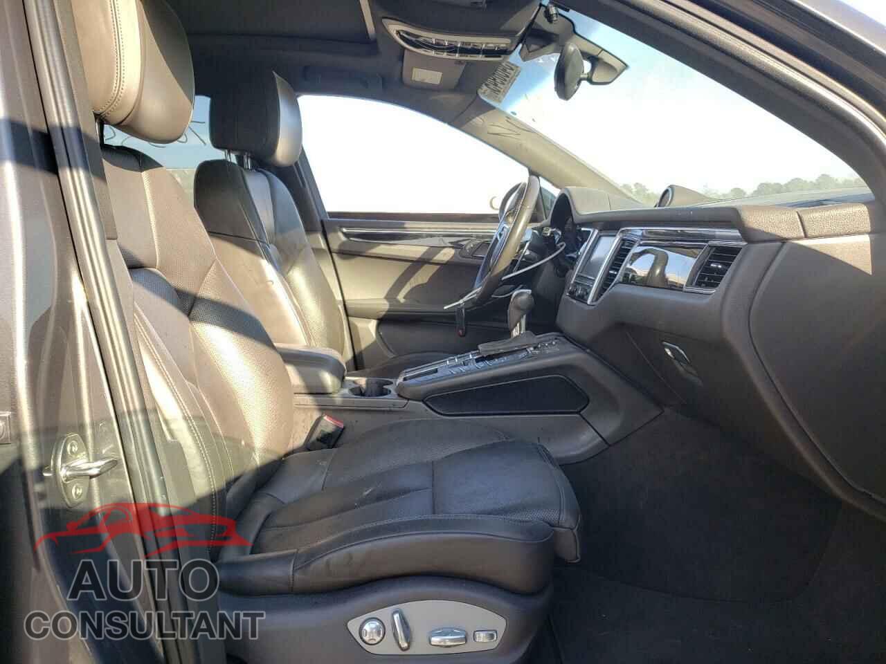PORSCHE MACAN 2016 - WP1AB2A58GLB57397