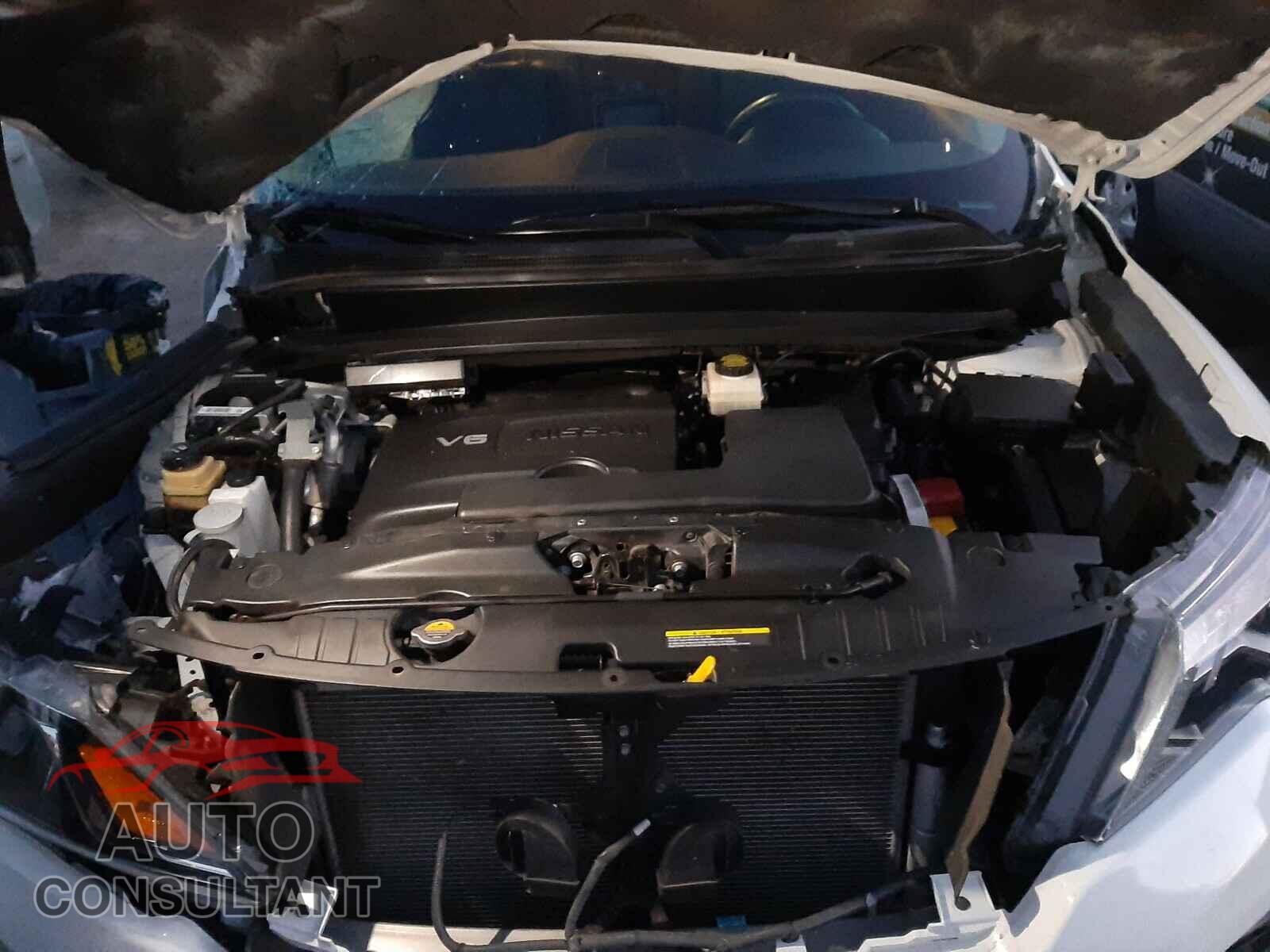 NISSAN PATHFINDER 2017 - 5N1DR2MN4HC663232