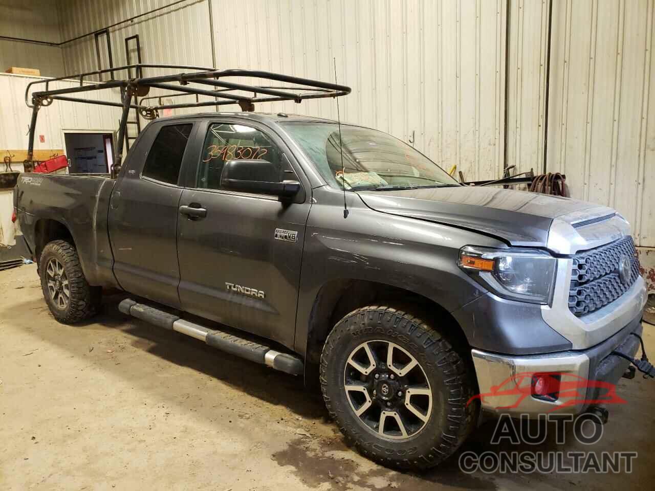 TOYOTA TUNDRA 2019 - 5TFUY5F12KX781394