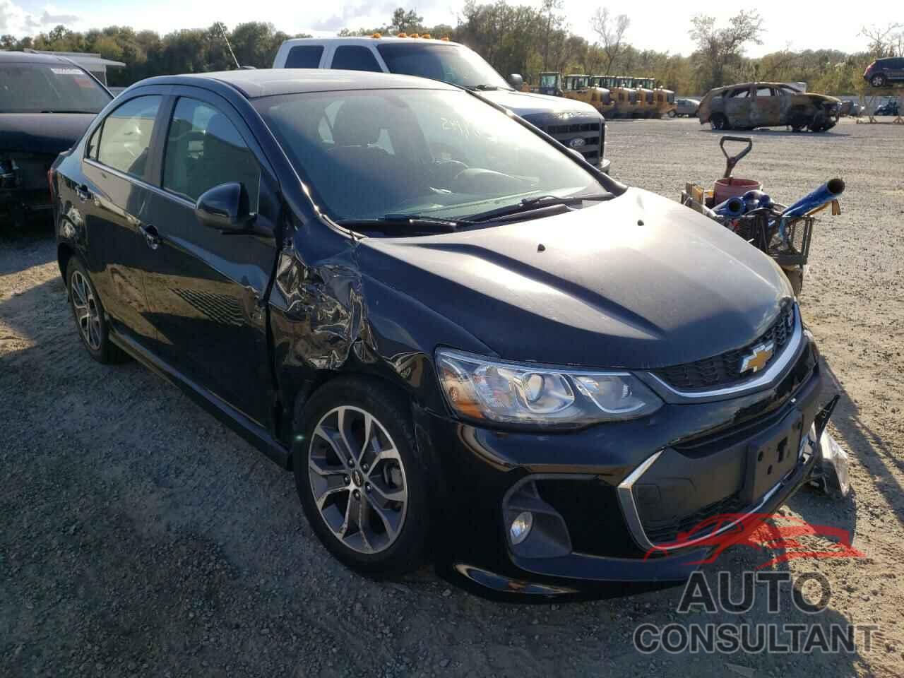 CHEVROLET SONIC 2017 - 1G1JD5SH0H4142631