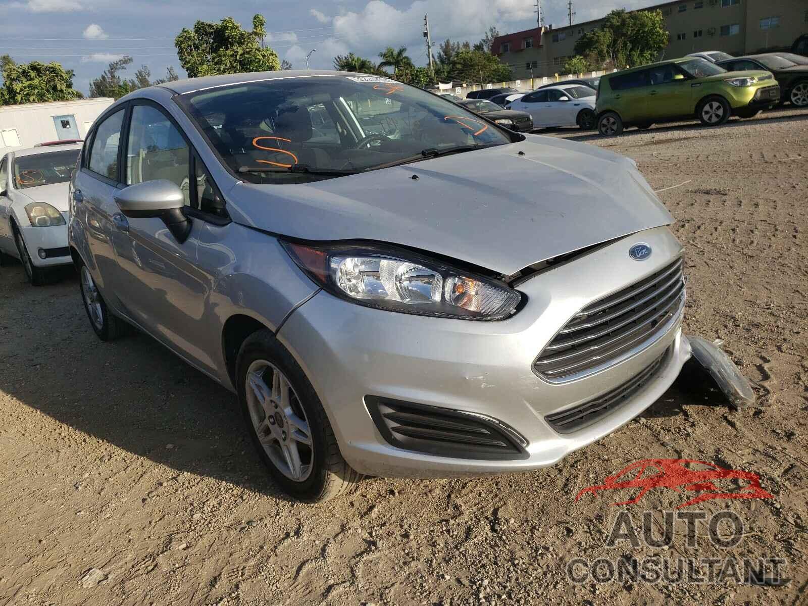 FORD FIESTA 2018 - 3FADP4EJ7JM114667