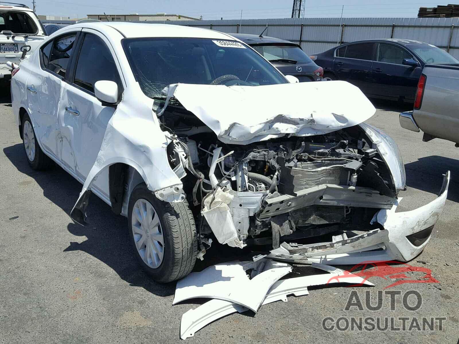 NISSAN VERSA 2015 - 3N1CN7APXFL939982