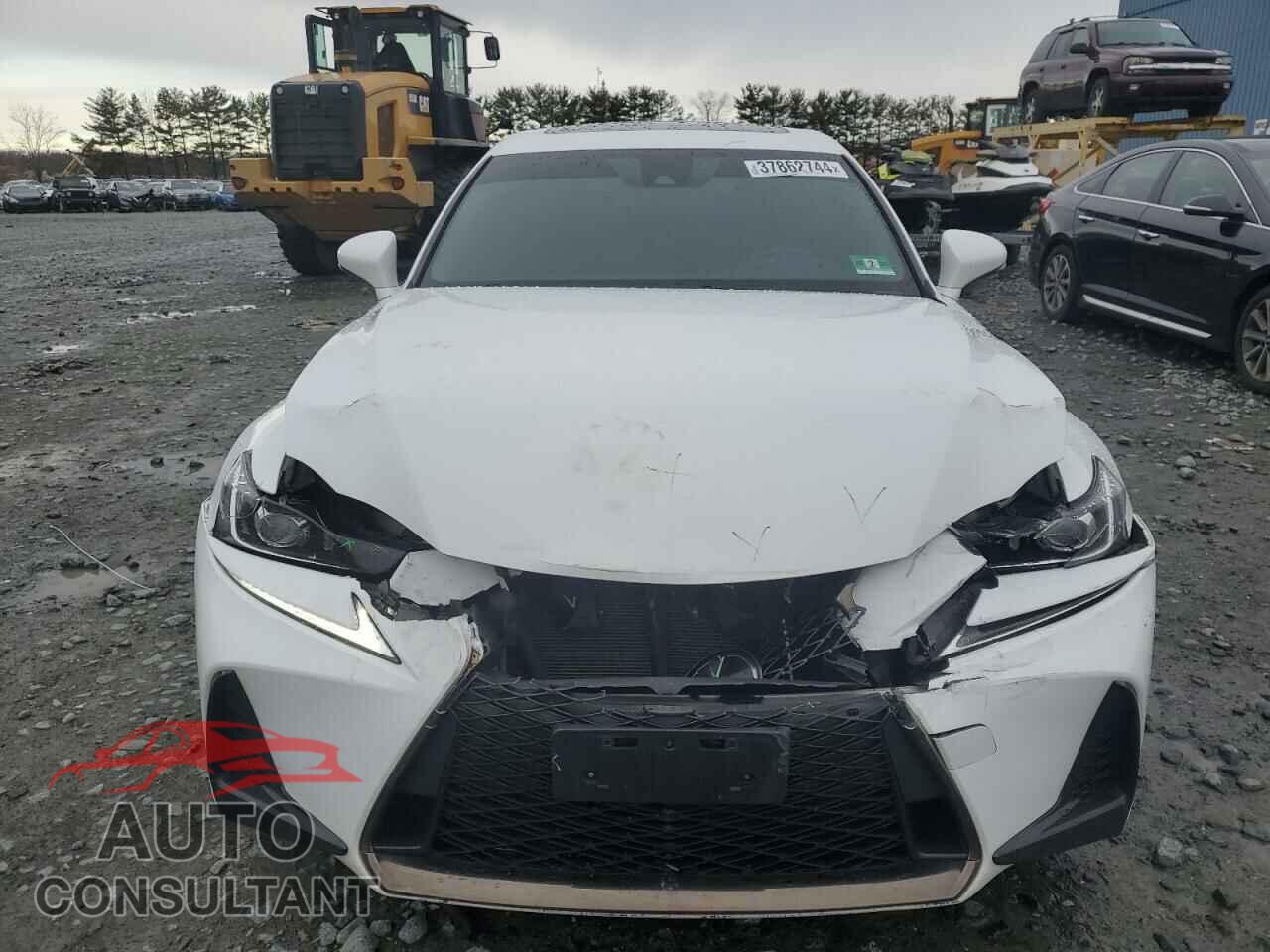 LEXUS IS 2018 - JTHBA1D24J5077576