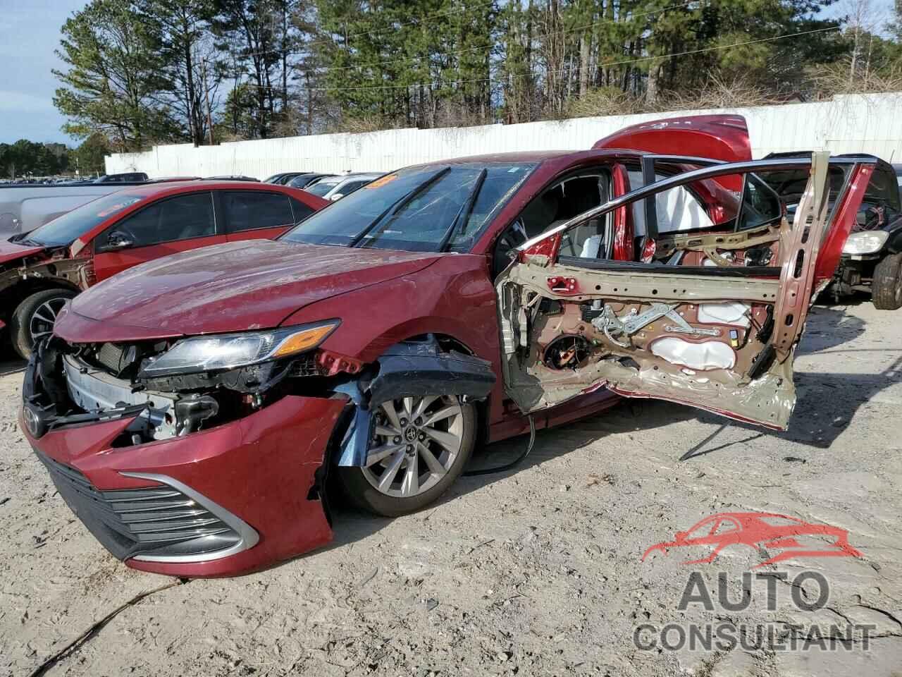 TOYOTA CAMRY 2021 - 4T1C11AK4MU613314