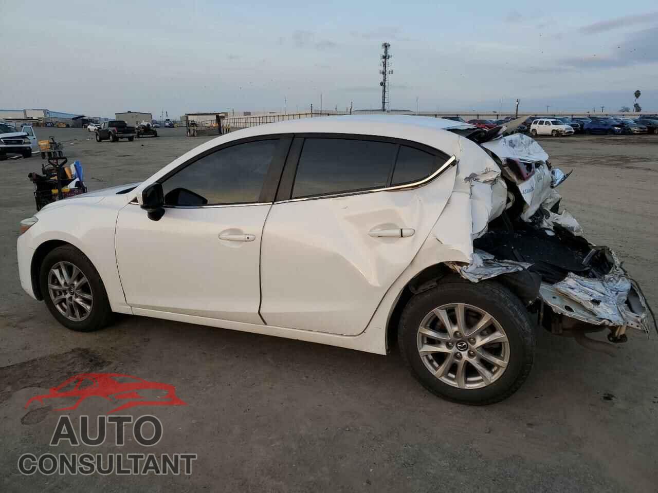 MAZDA 3 2017 - 3MZBN1U74HM110787