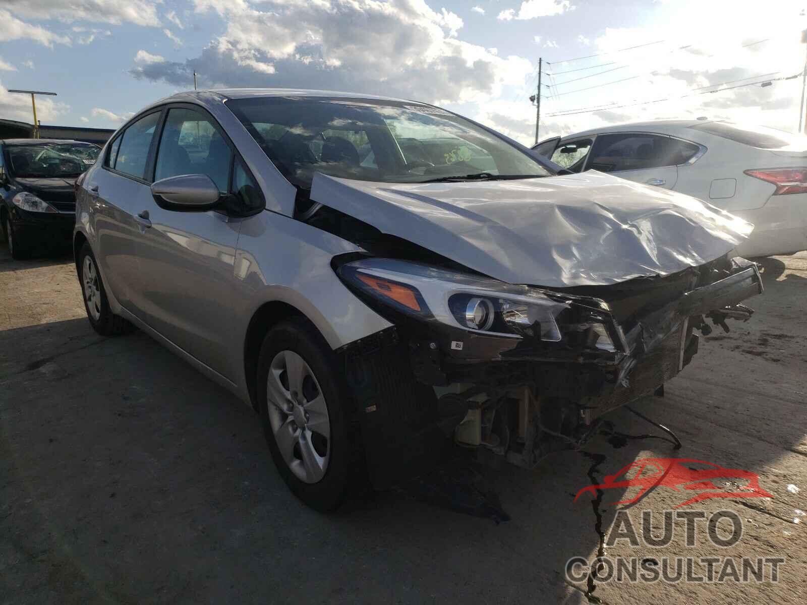 KIA FORTE 2017 - 3KPFK4A77HE099247