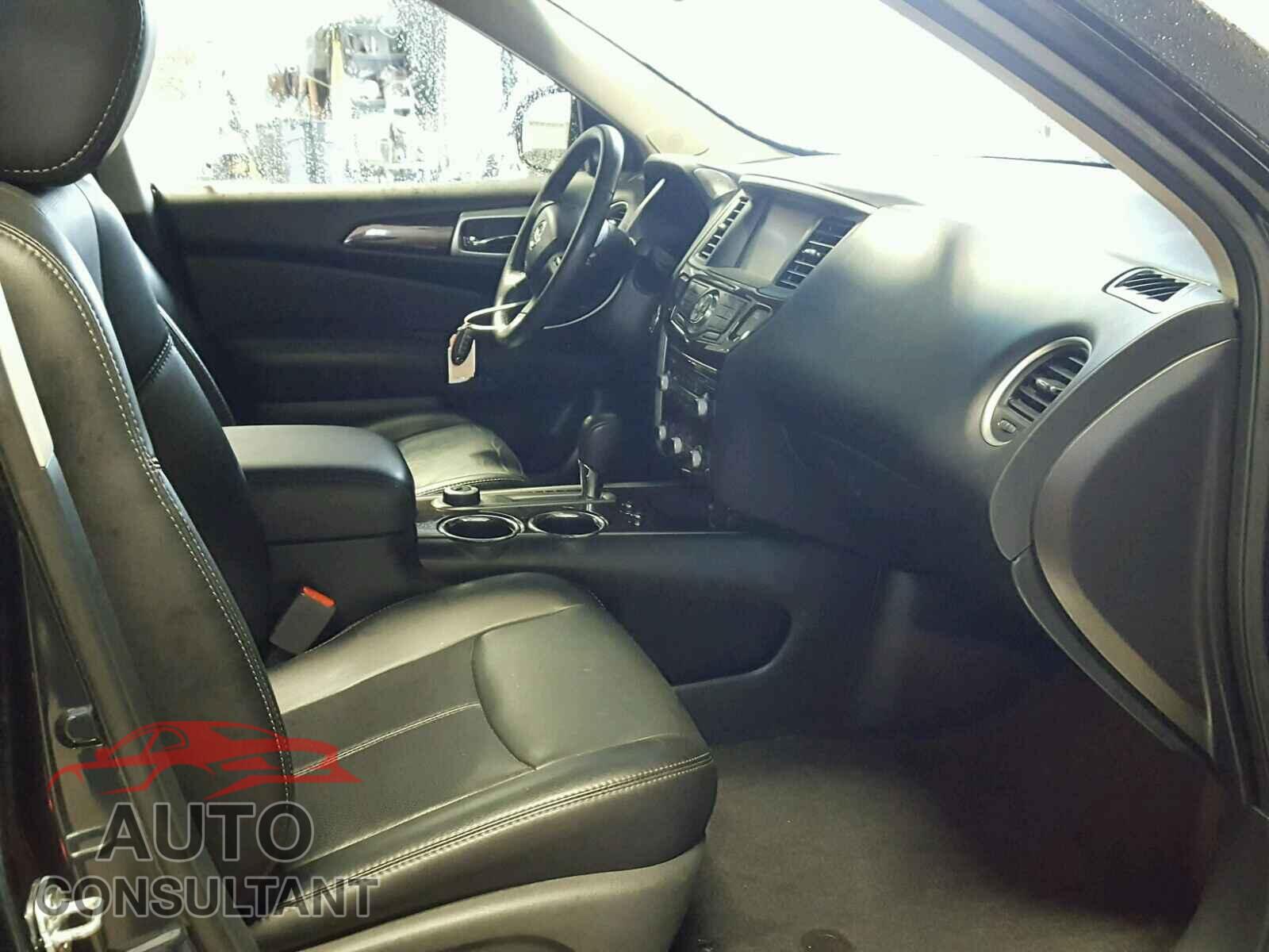 NISSAN PATHFINDER 2015 - 5N1AR2MM4FC636149