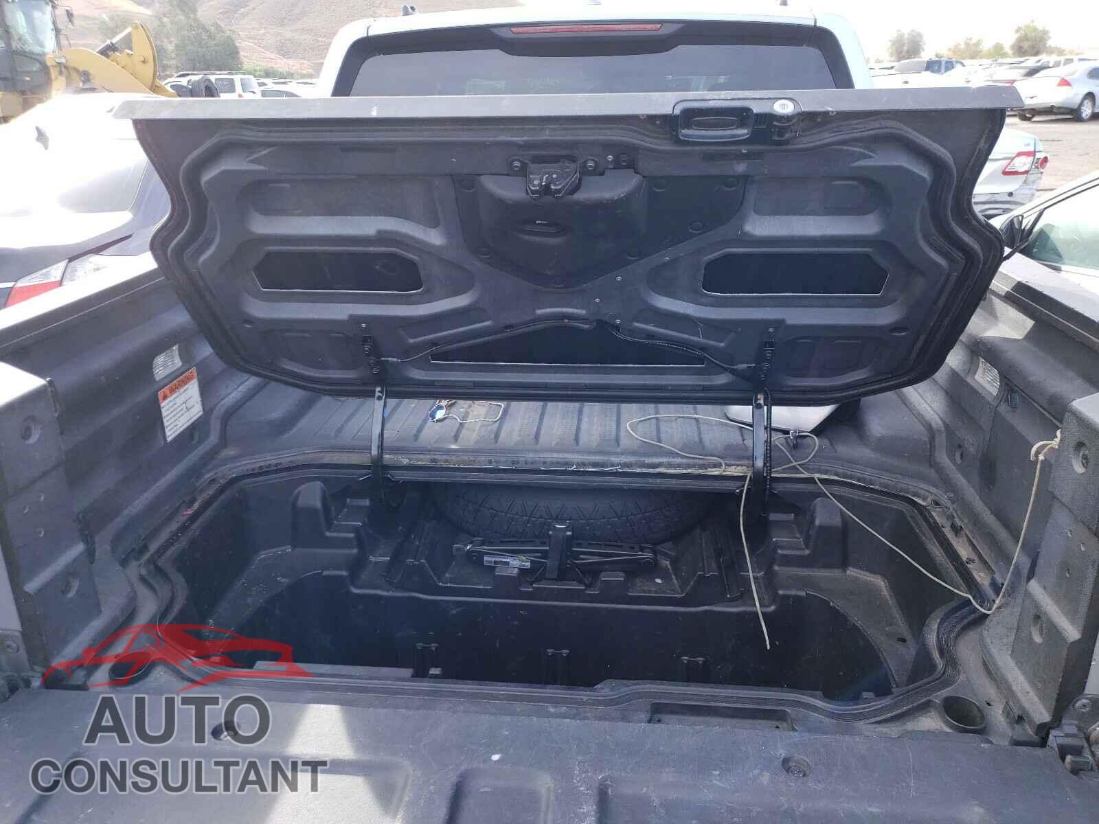 HONDA RIDGELINE 2017 - 5FPYK3F6XHB022098