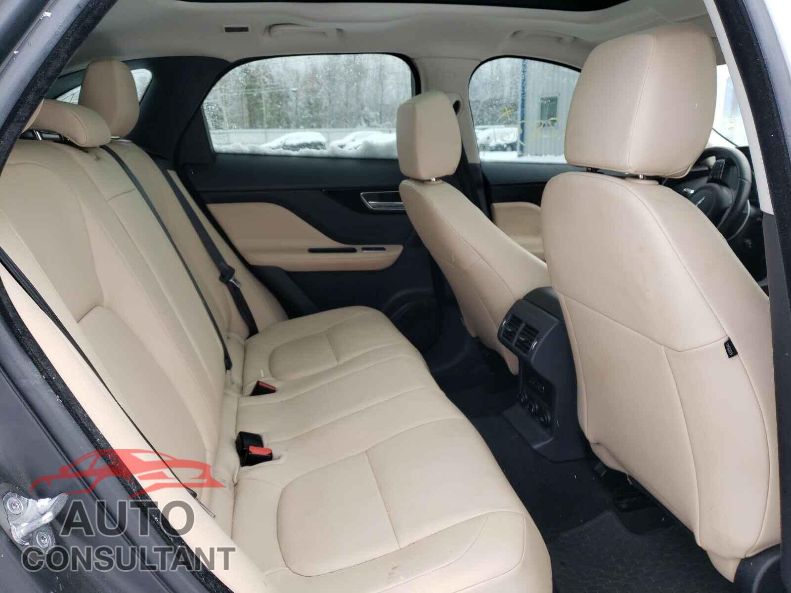 JAGUAR F-PACE 2017 - SADCJ2BV5HA066357