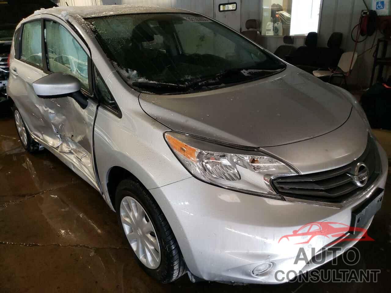 NISSAN VERSA 2015 - JF1VA1N61G8809109