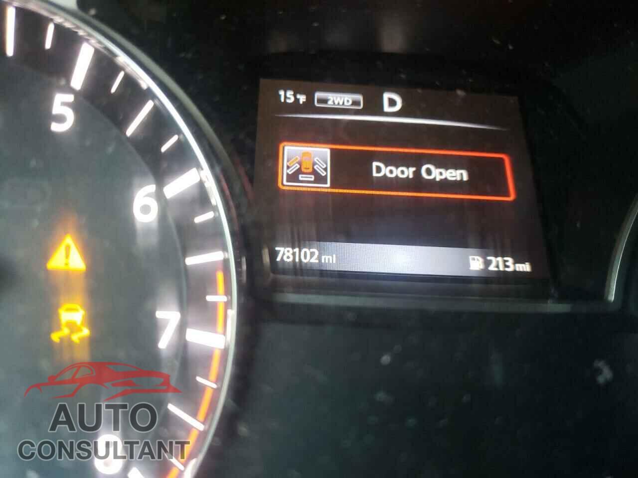 NISSAN PATHFINDER 2016 - 5N1AR2MM9GC628811