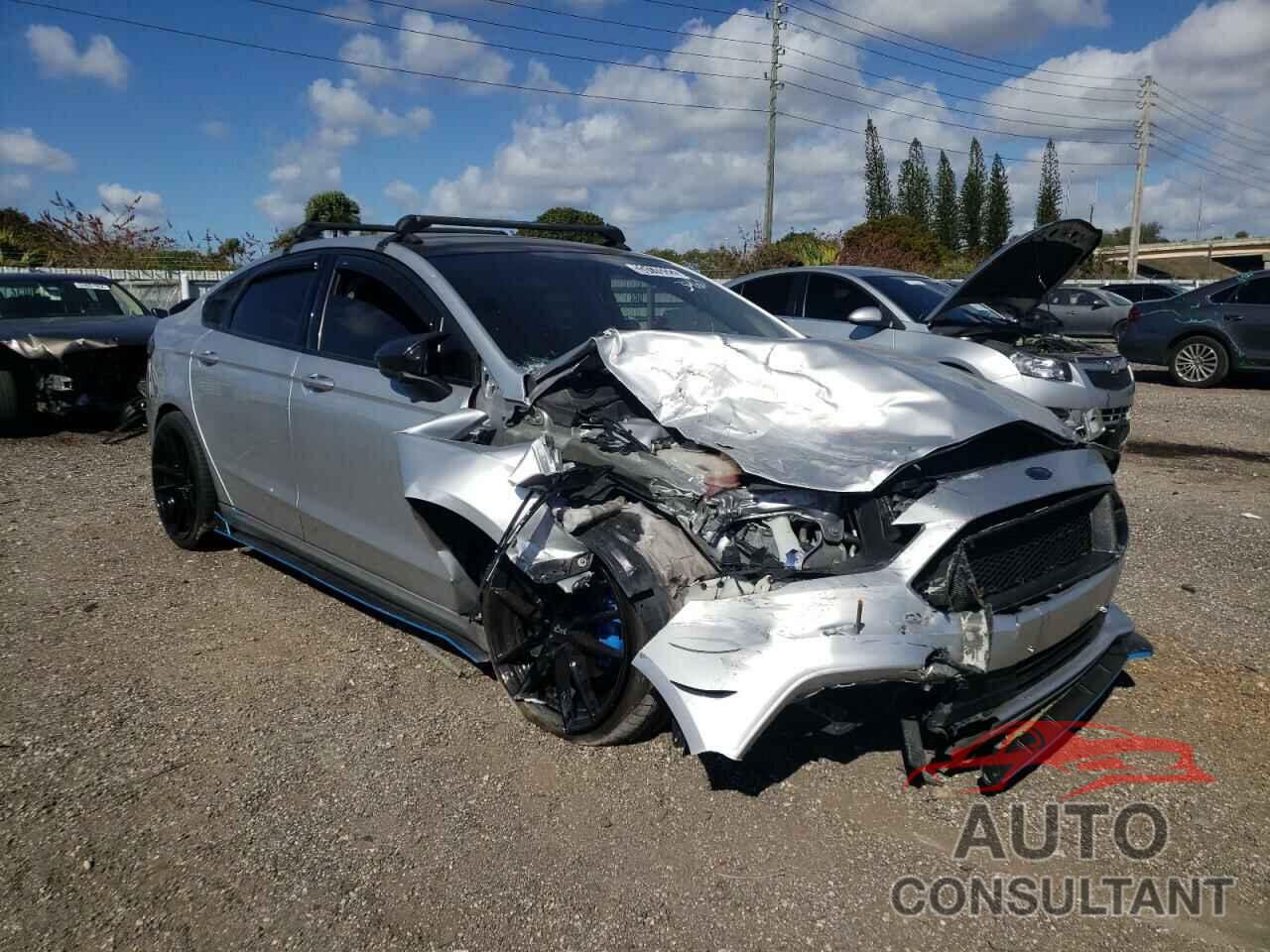 FORD FUSION 2018 - 3FA6P0LU7JR223468