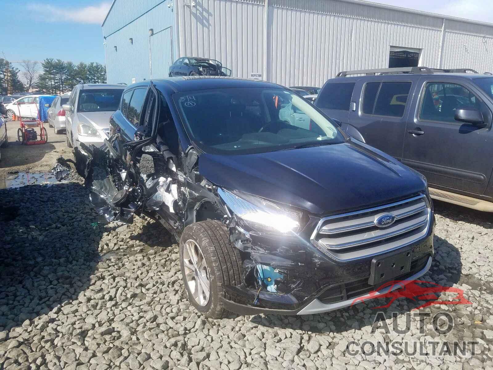 FORD ESCAPE 2019 - 1C4PJMCX7KD101883