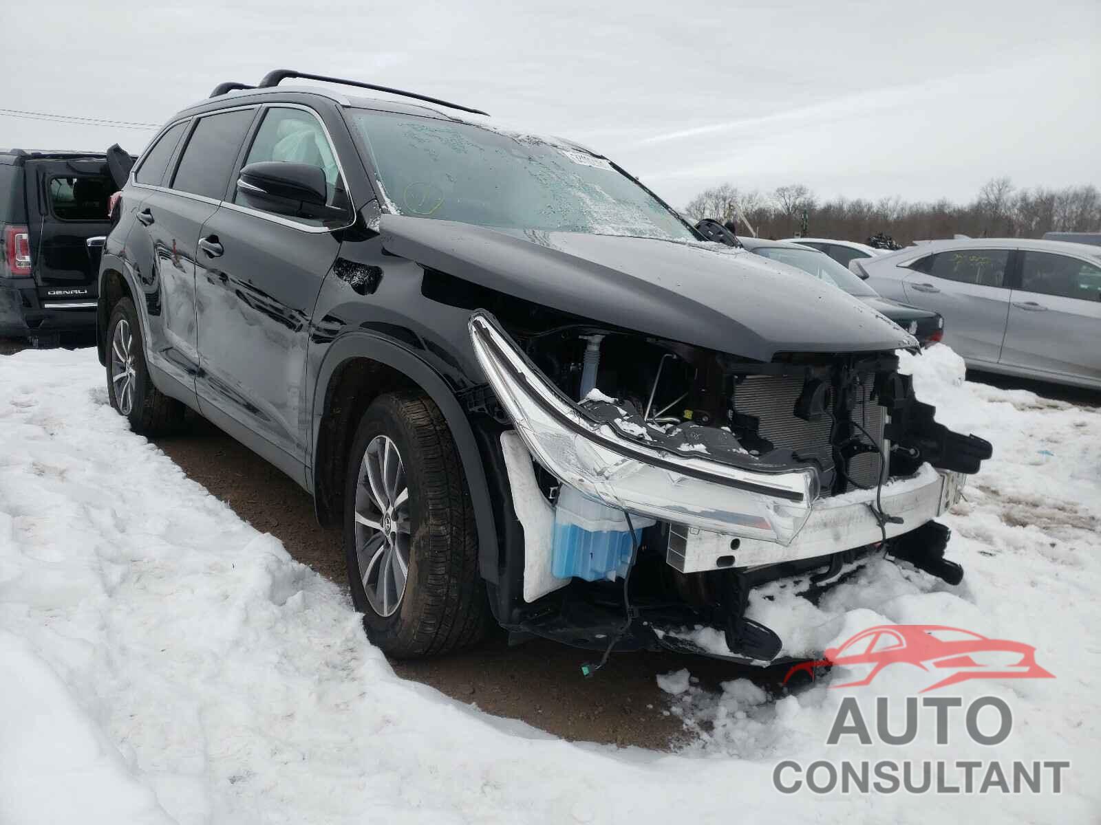 TOYOTA HIGHLANDER 2019 - 5TDJZRFH6KS579748