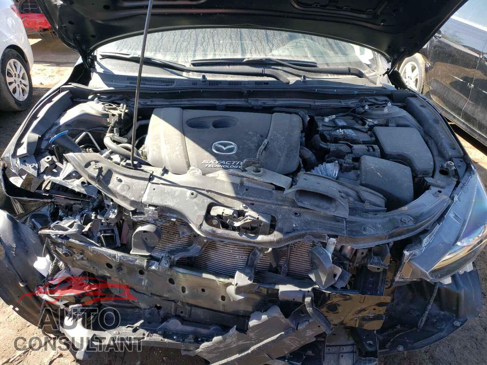 MAZDA 3 2017 - 3MZBN1U73HM136510