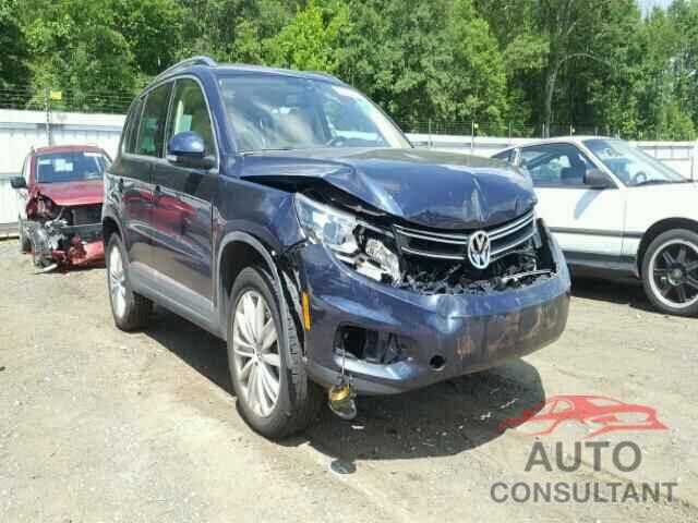 VOLKSWAGEN TIGUAN 2016 - WVGAV7AX3GW545042