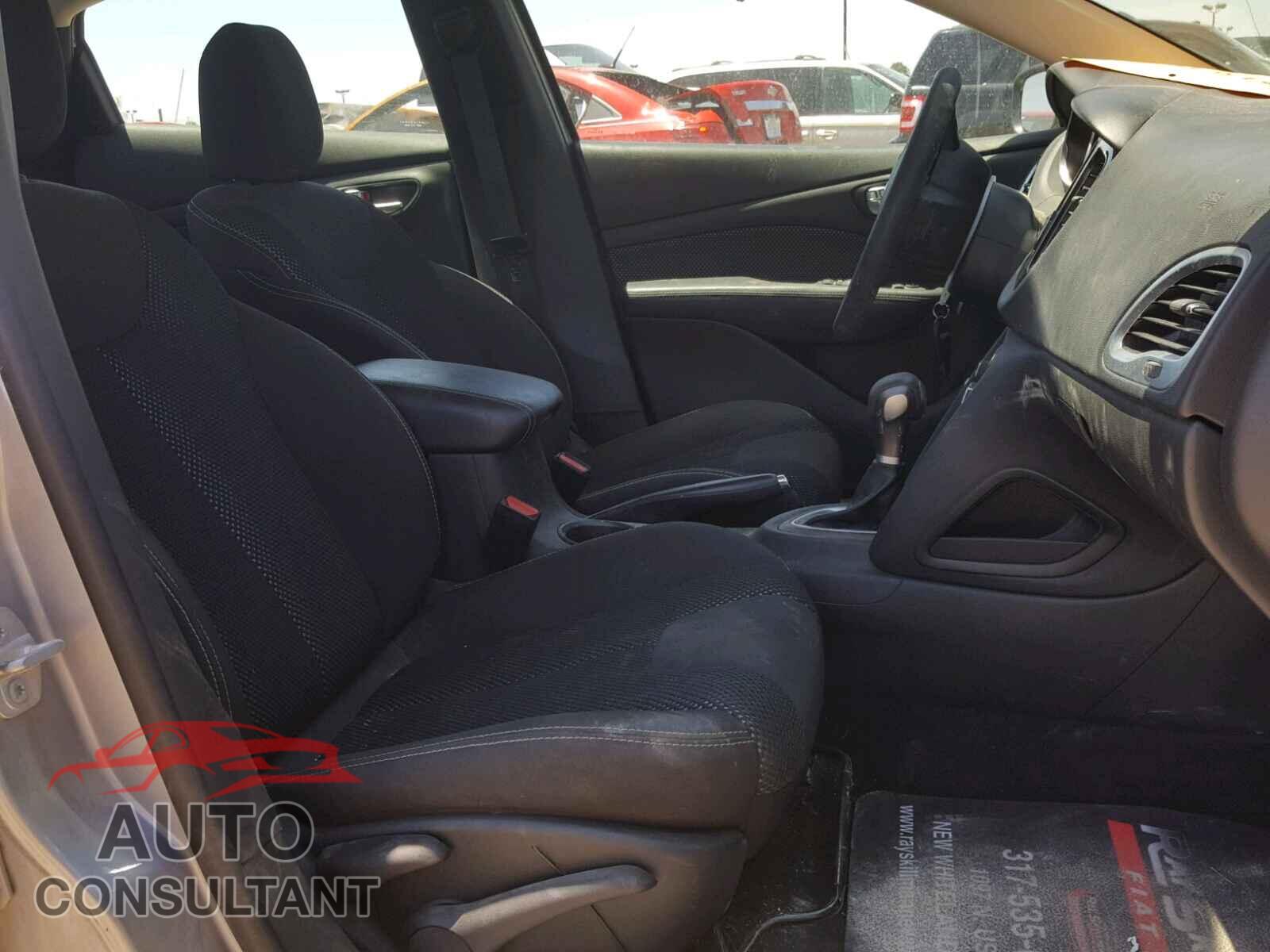 DODGE DART 2015 - 1C3CDFBB8FD369052