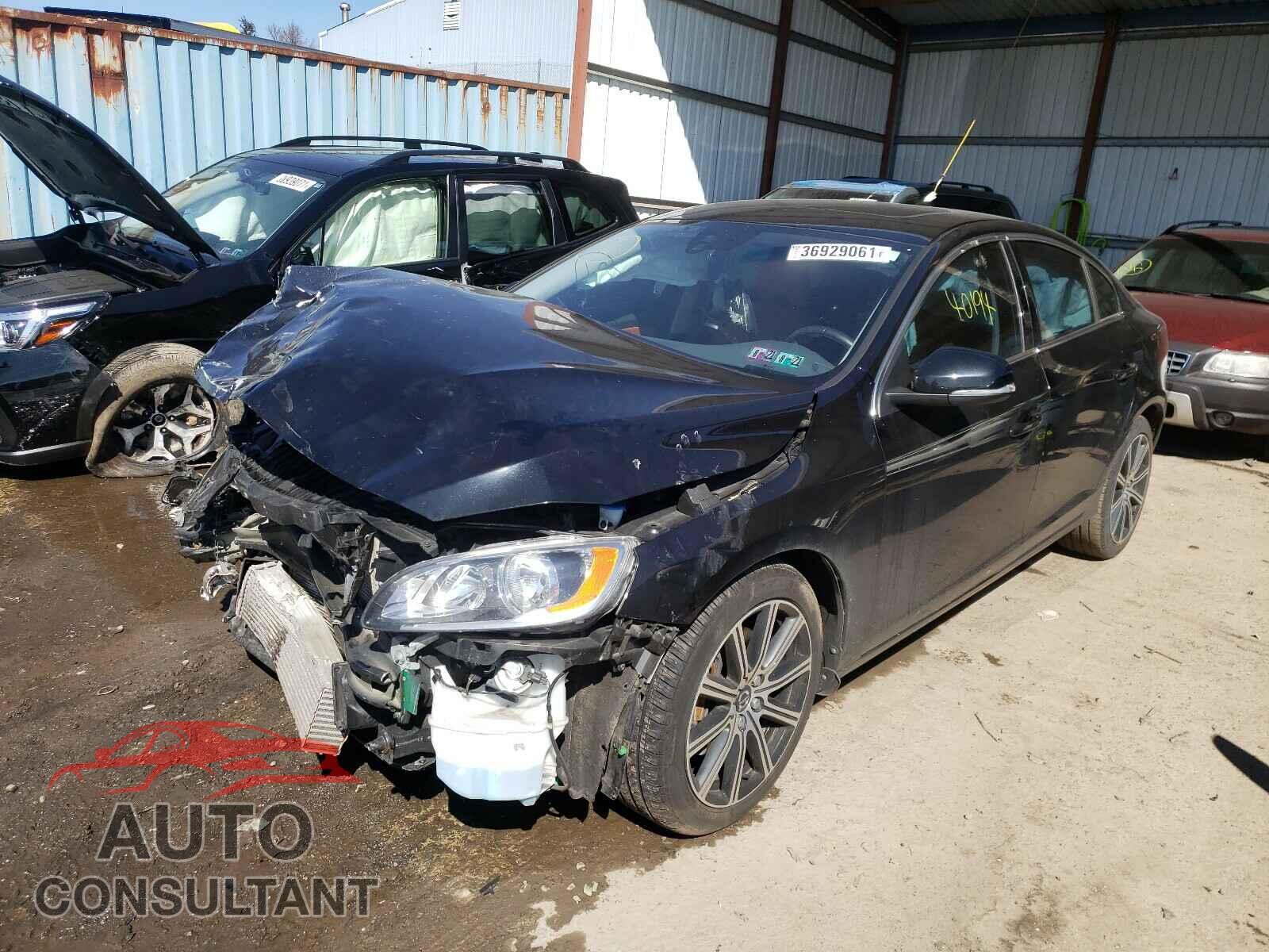 VOLVO S60 2017 - LYV402TK9HB155672