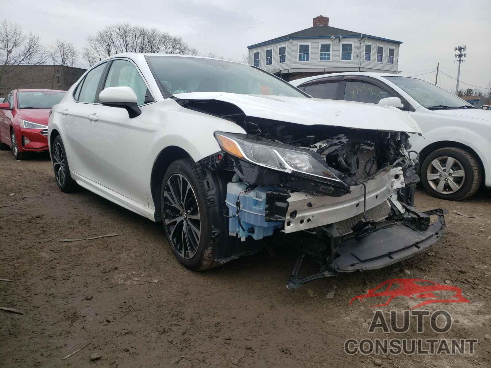 TOYOTA CAMRY 2019 - 4T1B11HK4KU169673
