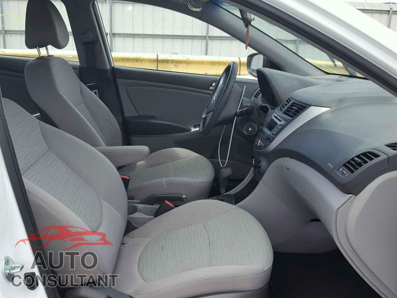 HYUNDAI ACCENT 2016 - KMHCT4AE6GU092154