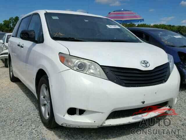 TOYOTA SIENNA 2015 - 5TDZK3DC6FS528381