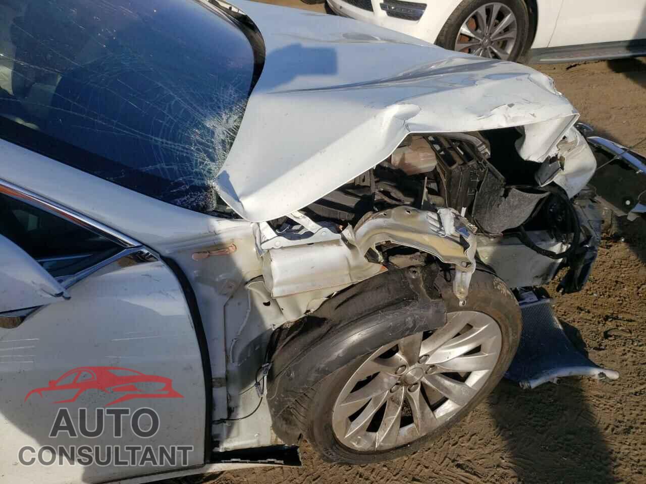 TESLA MODEL S 2018 - 5YJSA1E2XJF275853