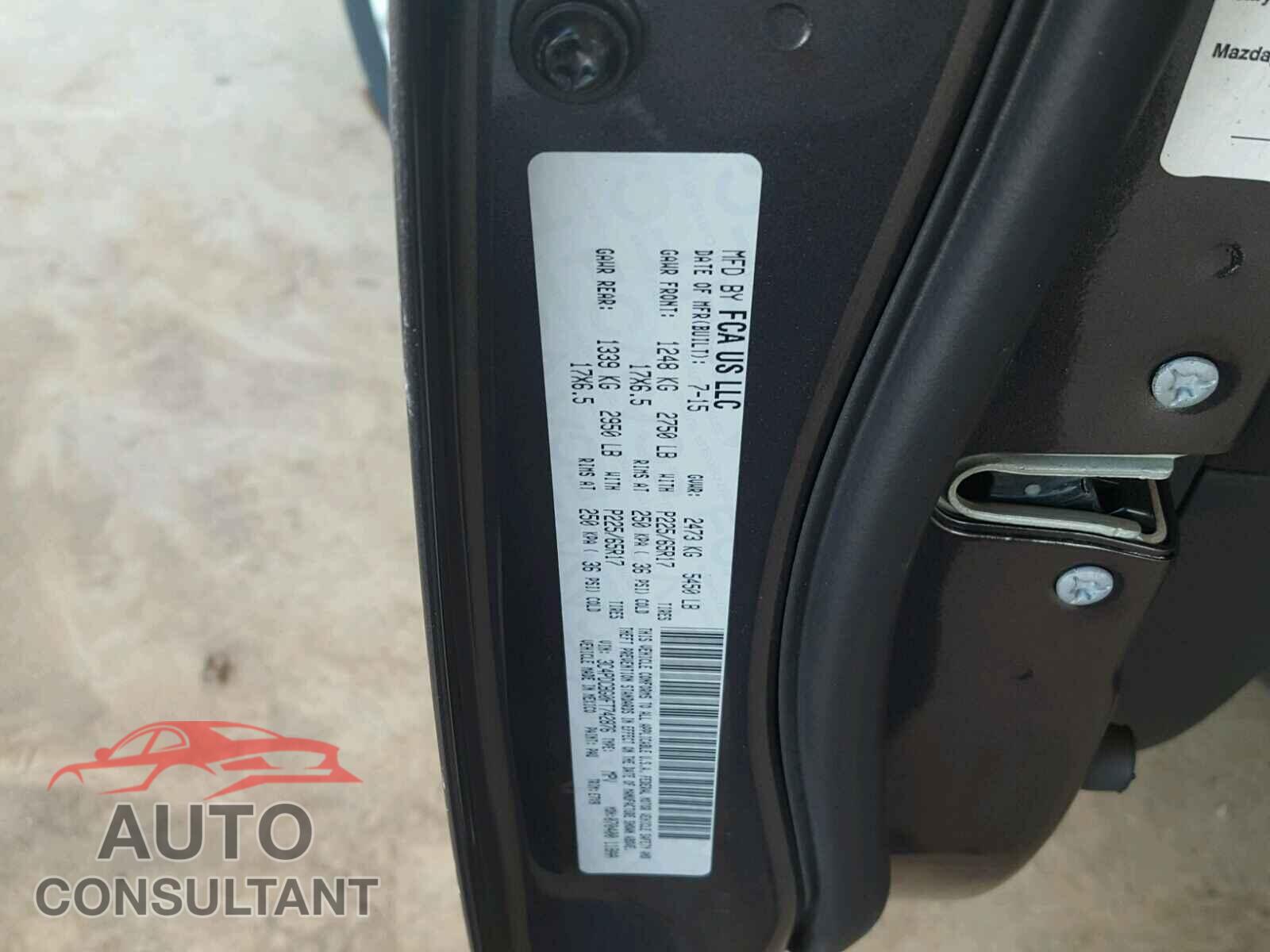 DODGE JOURNEY 2015 - 3C4PDCBG0FT742876