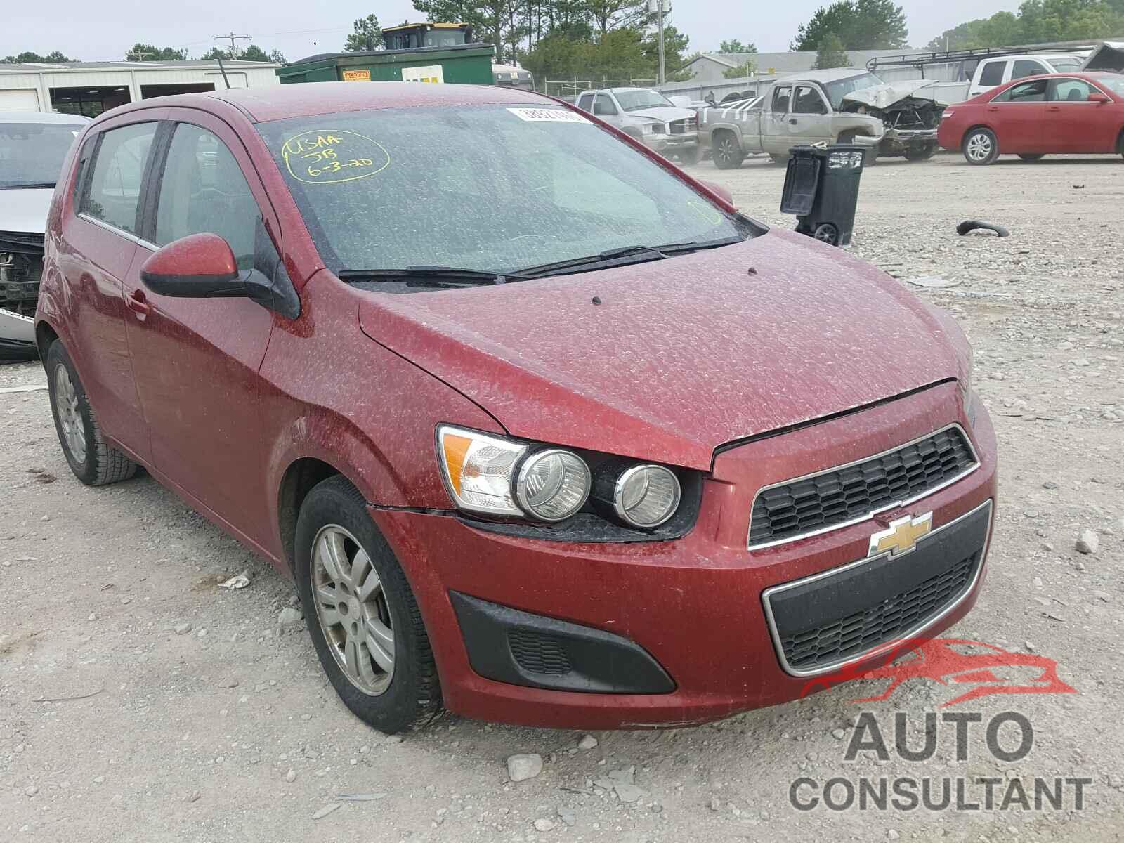 CHEVROLET SONIC 2016 - 1G1JC6SH7G4125817