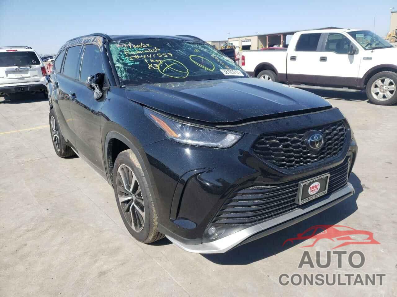 TOYOTA HIGHLANDER 2022 - 5TDLZRAHXNS102163