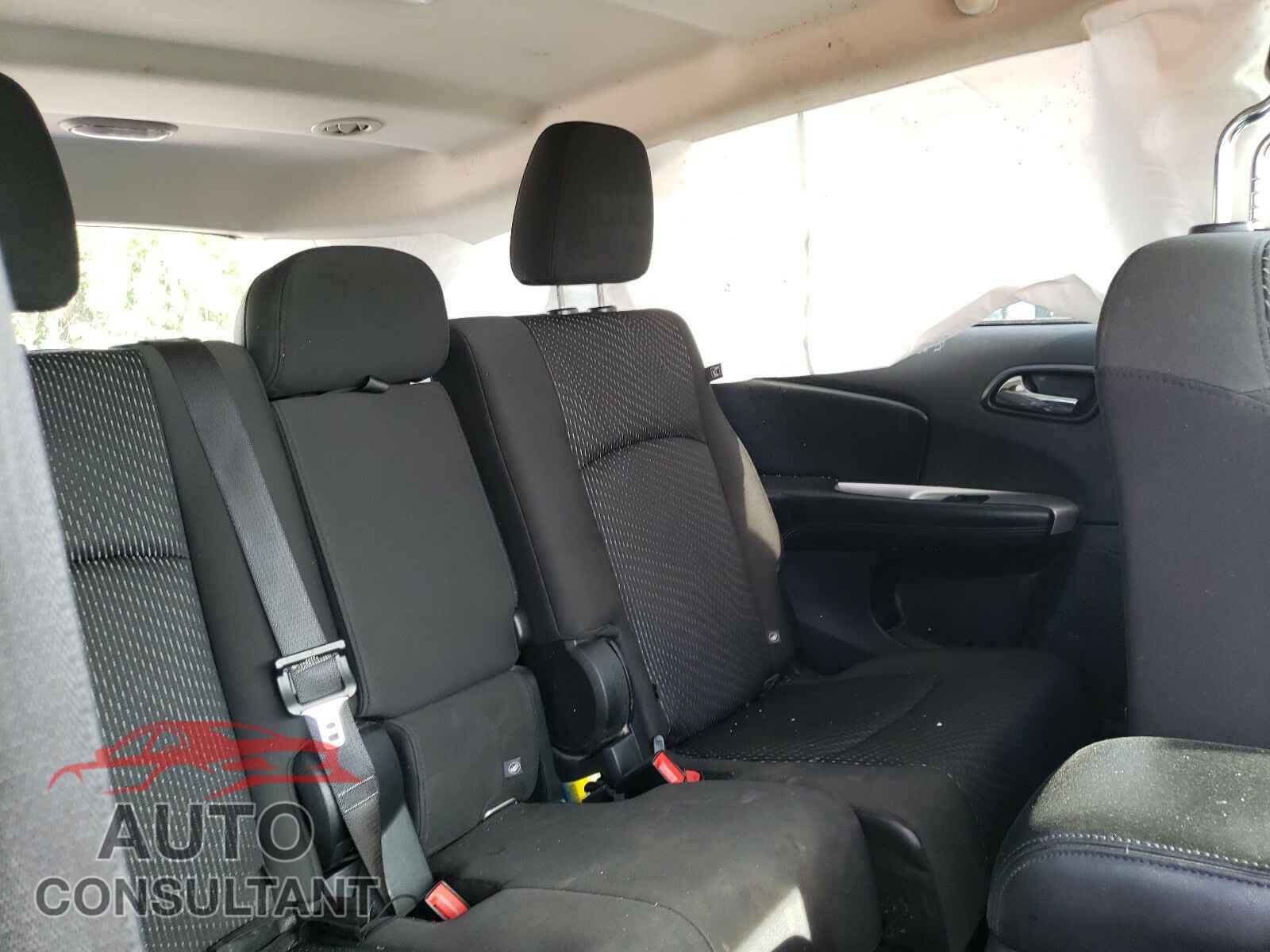 DODGE JOURNEY 2017 - 3C4PDCBG8HT531718