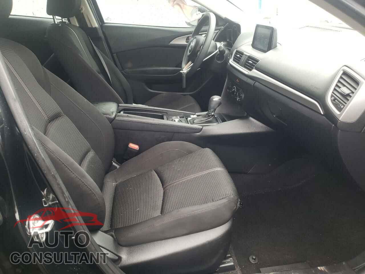 MAZDA 3 2017 - 3MZBN1U70HM132169