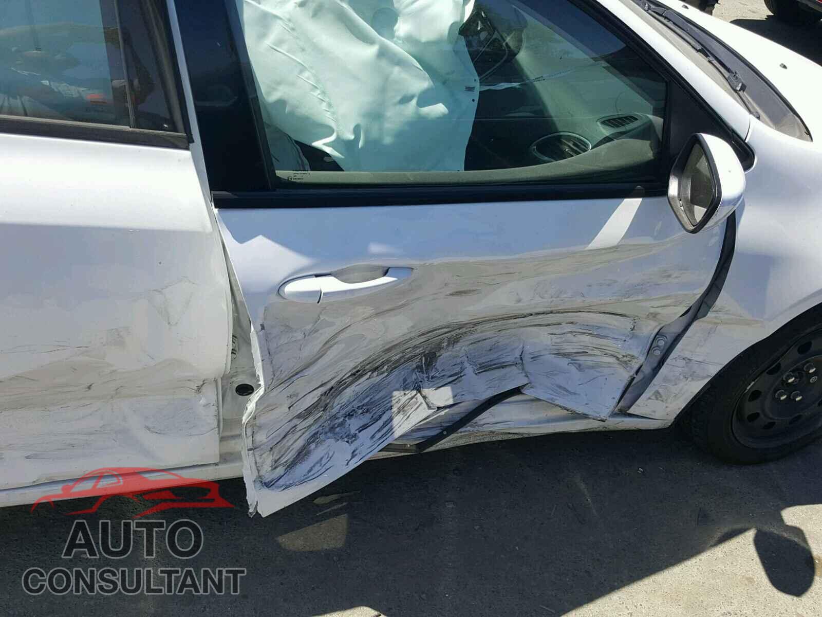 DODGE DART 2016 - 1C3CDFAA4GD752643
