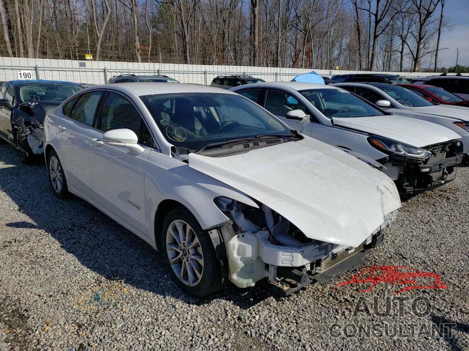 FORD FUSION 2017 - 3FA6P0LU1HR409565
