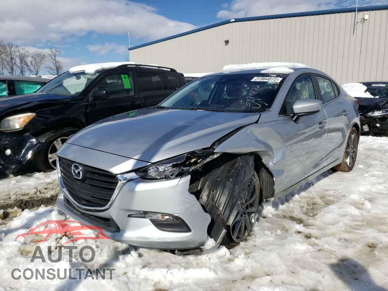 MAZDA 3 2018 - 3MZBN1V37JM208293