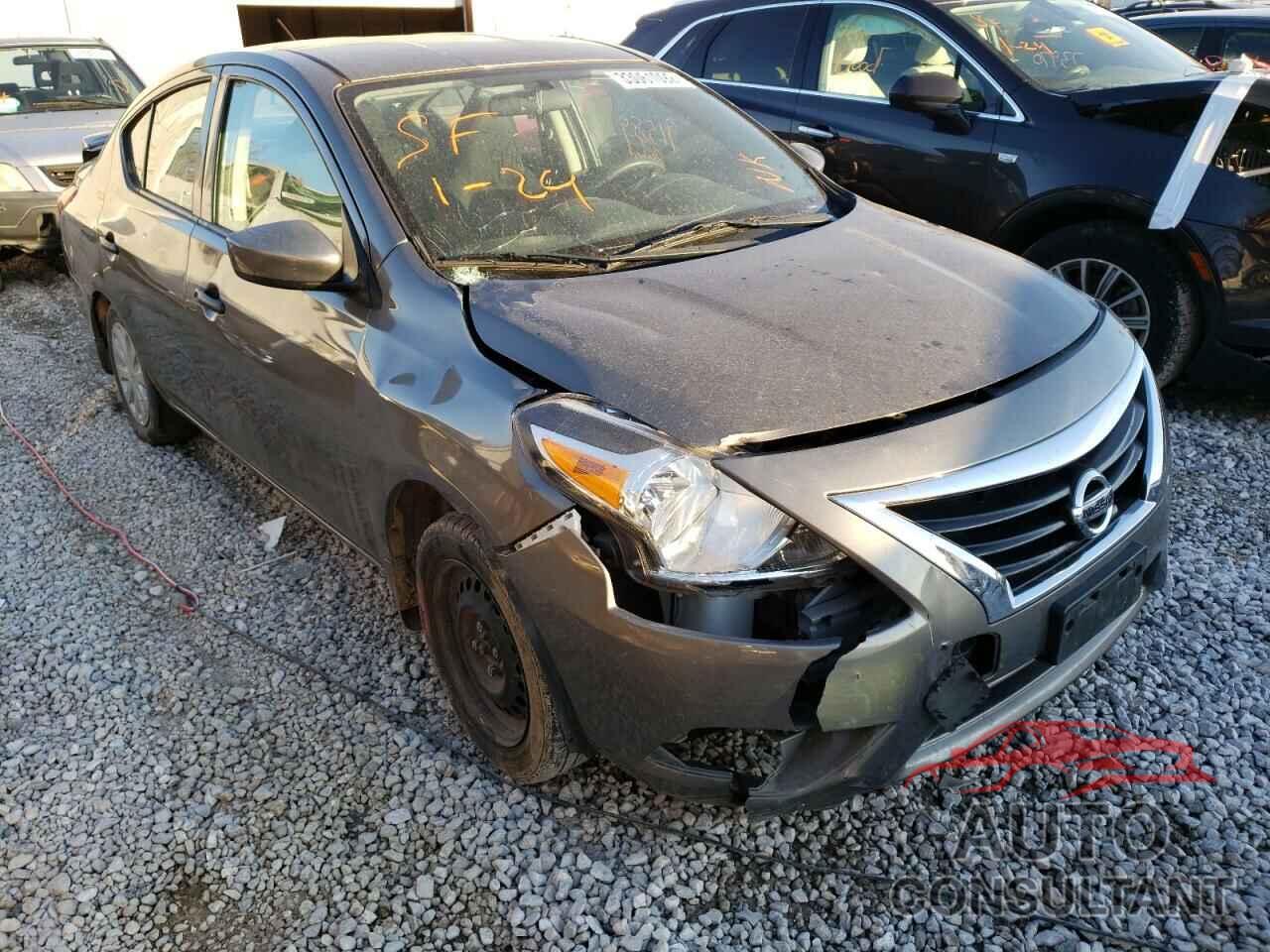 NISSAN VERSA 2017 - 3N1CN7AP6HL894669