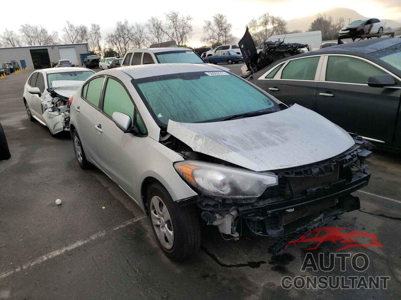 KIA FORTE 2016 - KNAFX4A64G5544026