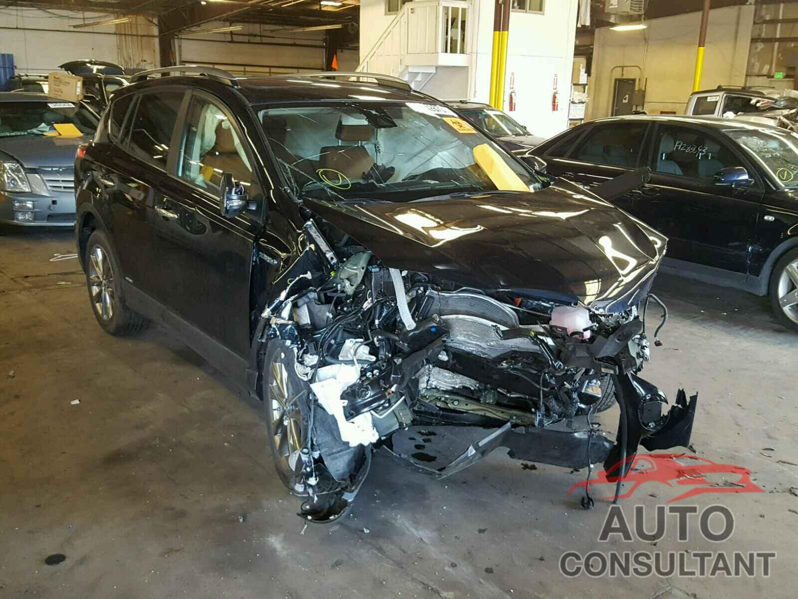 TOYOTA RAV4 2017 - JTMDJREV8HD117515